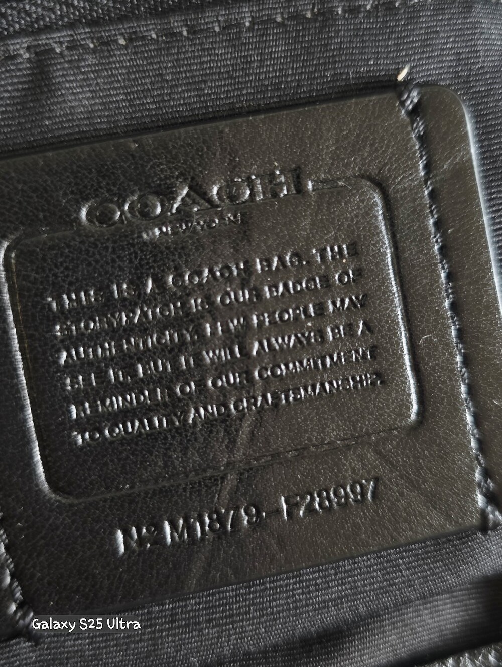 COACH Lexy 2013 Hobo Shoulder Bag- ⭐️PRISTINE CONDITION - Picture 2 of 8